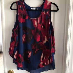 DKNYC Sleeveless Top